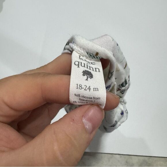 Kate Quinn Winter Novelty Printed Bamboo Long Sleeve Onesie - Picture 4 of 4